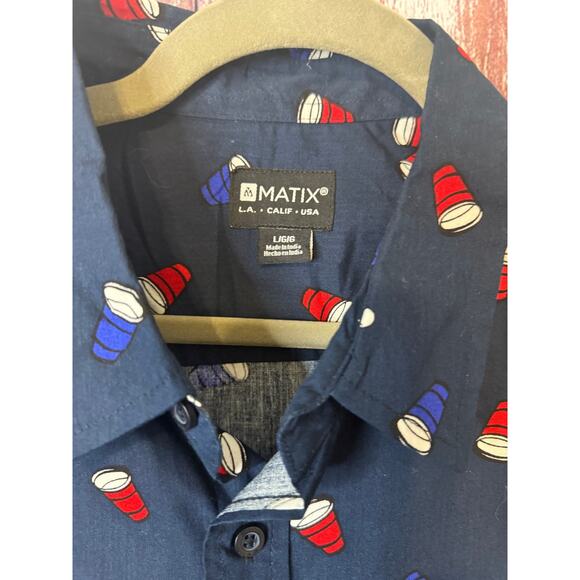 Matix Casual Button Down Short Sleeve Shirt Navy Blue Beer Pong Pattern Large - Picture 3 of 7